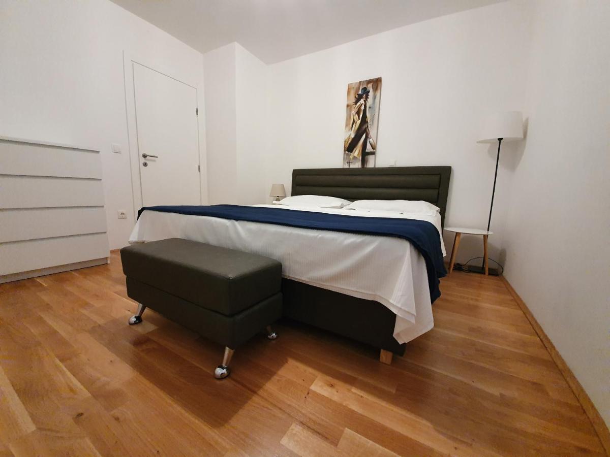 Apartment Pinna Nobilis, Private Parking Makarska Ngoại thất bức ảnh
